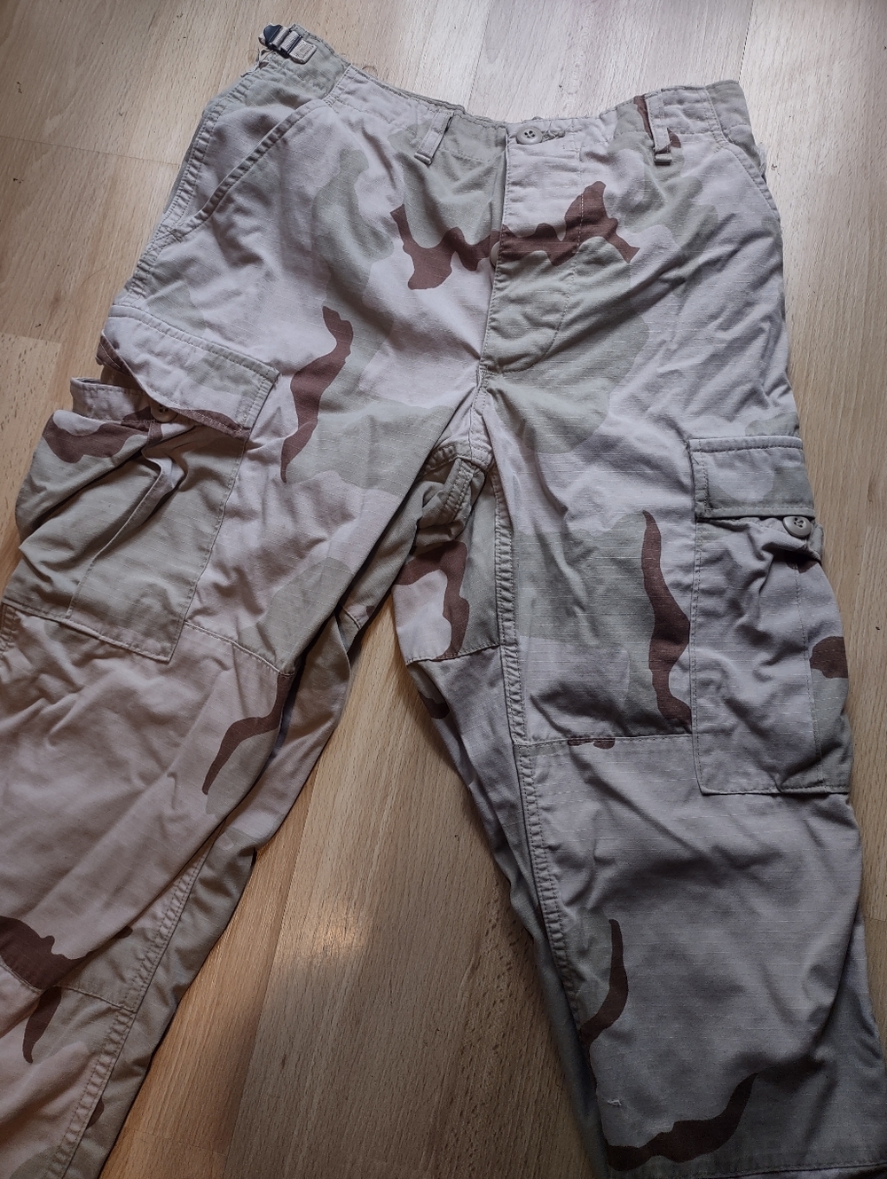 Men's Desert Camo Cargo Pants-Tan Camouflage Military Surplus SzSmall Short